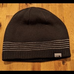 The North Face Reversible Beanie Winter Cap Black/With White Stripes EUC